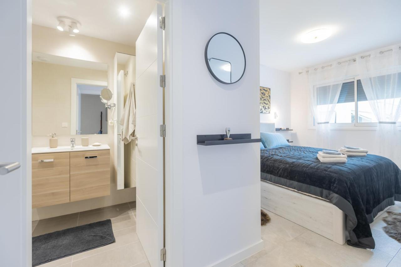 Marbella Luxury Brand New 2-Bedroom Apartment, 3 Min Walk To The Beach! エクステリア 写真