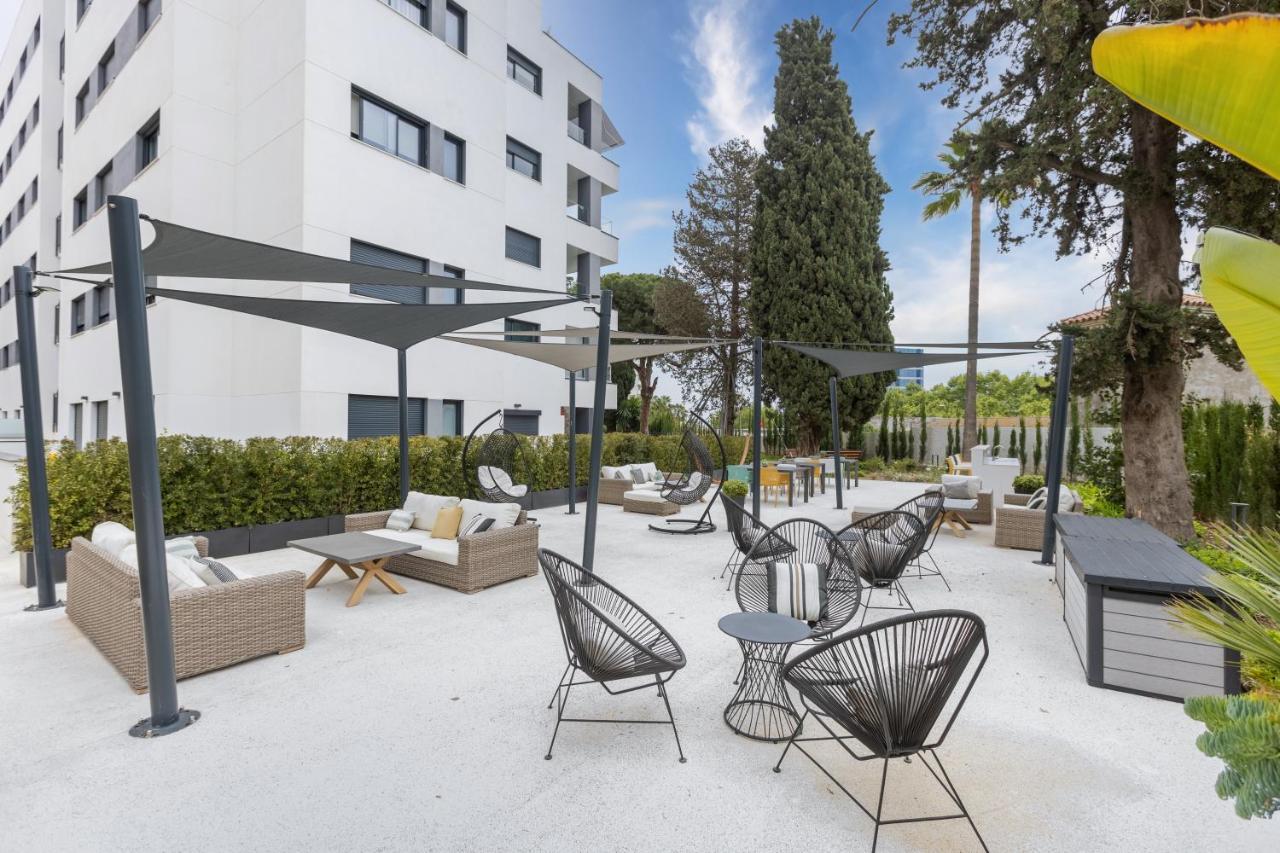 Marbella Luxury Brand New 2-Bedroom Apartment, 3 Min Walk To The Beach! エクステリア 写真
