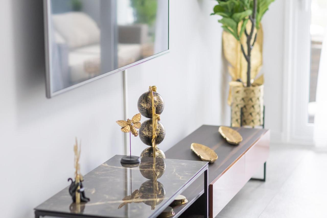 Marbella Luxury Brand New 2-Bedroom Apartment, 3 Min Walk To The Beach! エクステリア 写真