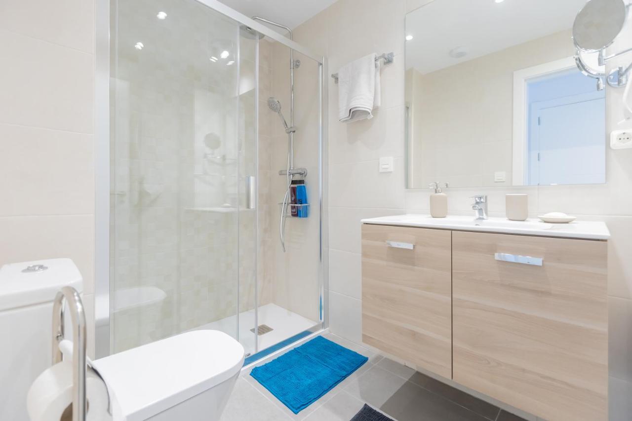 Marbella Luxury Brand New 2-Bedroom Apartment, 3 Min Walk To The Beach! エクステリア 写真