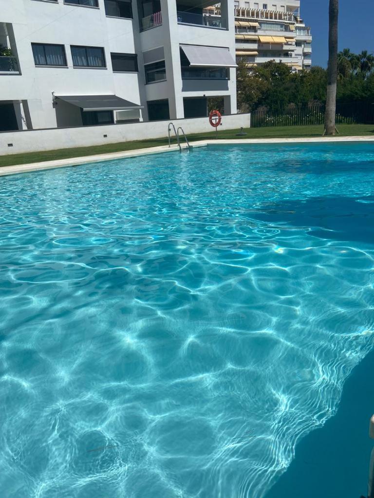 Marbella Luxury Brand New 2-Bedroom Apartment, 3 Min Walk To The Beach! エクステリア 写真